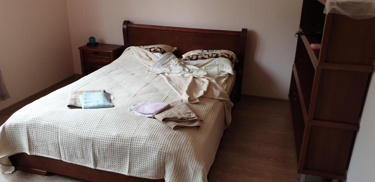 Family Holiday Apartments Breez 1 Варна Экстерьер фото