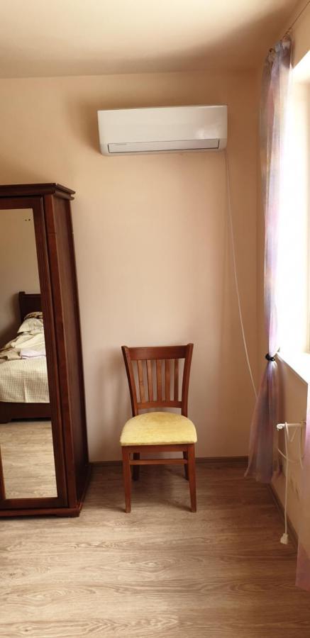 Family Holiday Apartments Breez 1 Варна Экстерьер фото